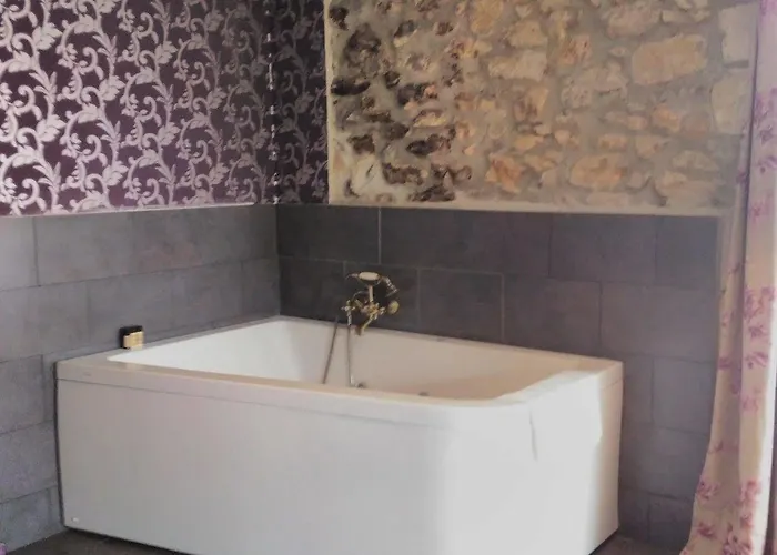 Casona Camino De Hoz Hotel *